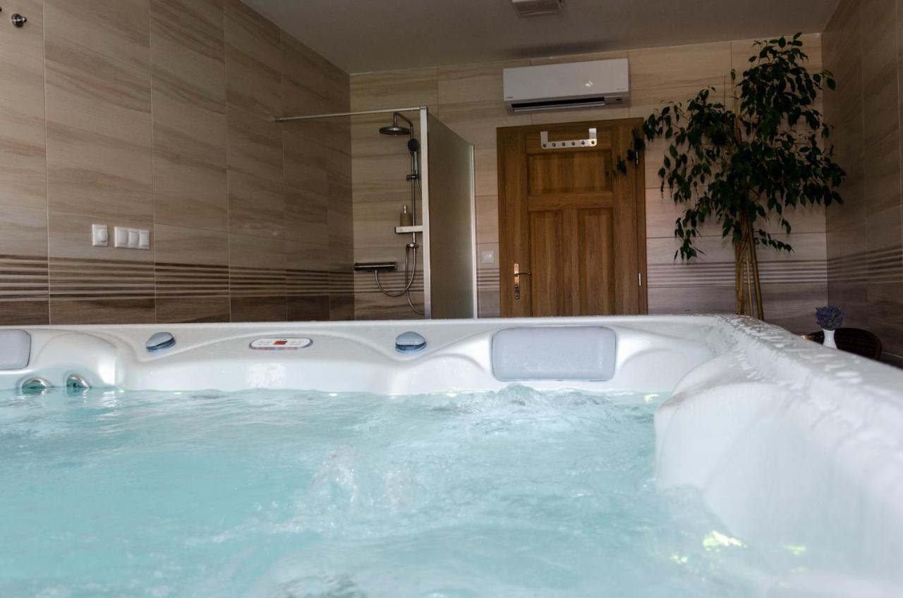 Apartmany U Kotacku Veverske Kninice Exterior foto